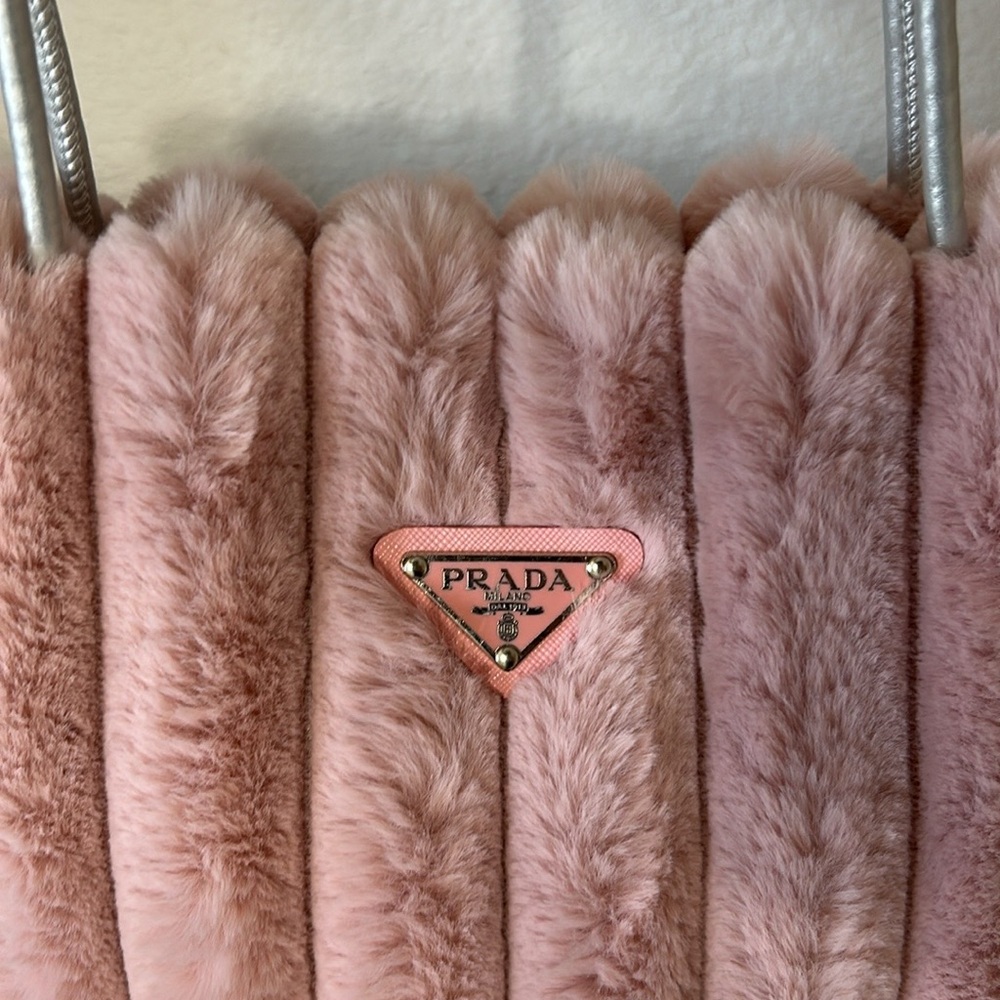 PRADA VIP GWP BAG - Picture 6 of 6